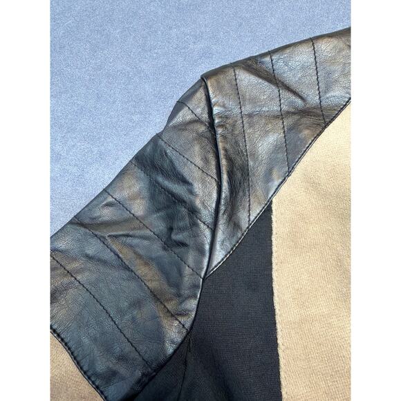 Express Two Toned Beige and Black Leather Full Zip Blazer Jacket Poly Women Med - Picture 10 of 10